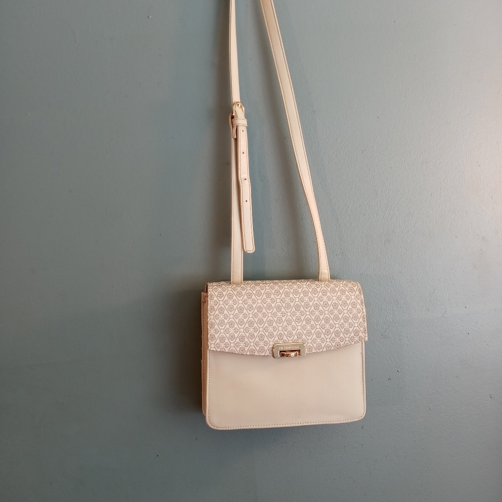 Liz Claiborne crossover vintage handbag s